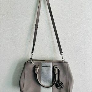 Michael Kors sutton bag Saffiano leather satchel